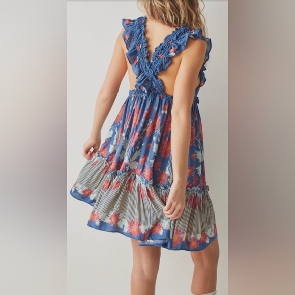 NWT...Intimately Free People Bali Wild Daisy Dress Size XS - Picture 4 of 10